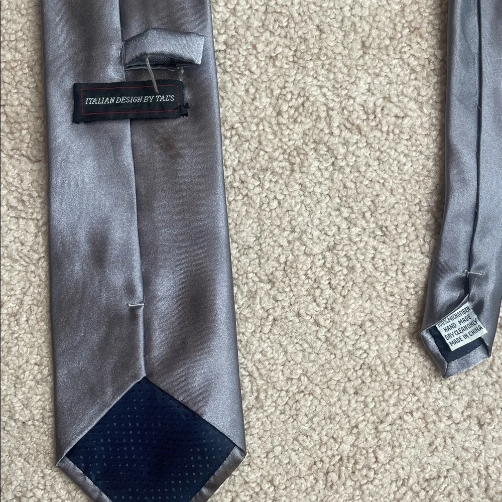 Sleek Gray Tie